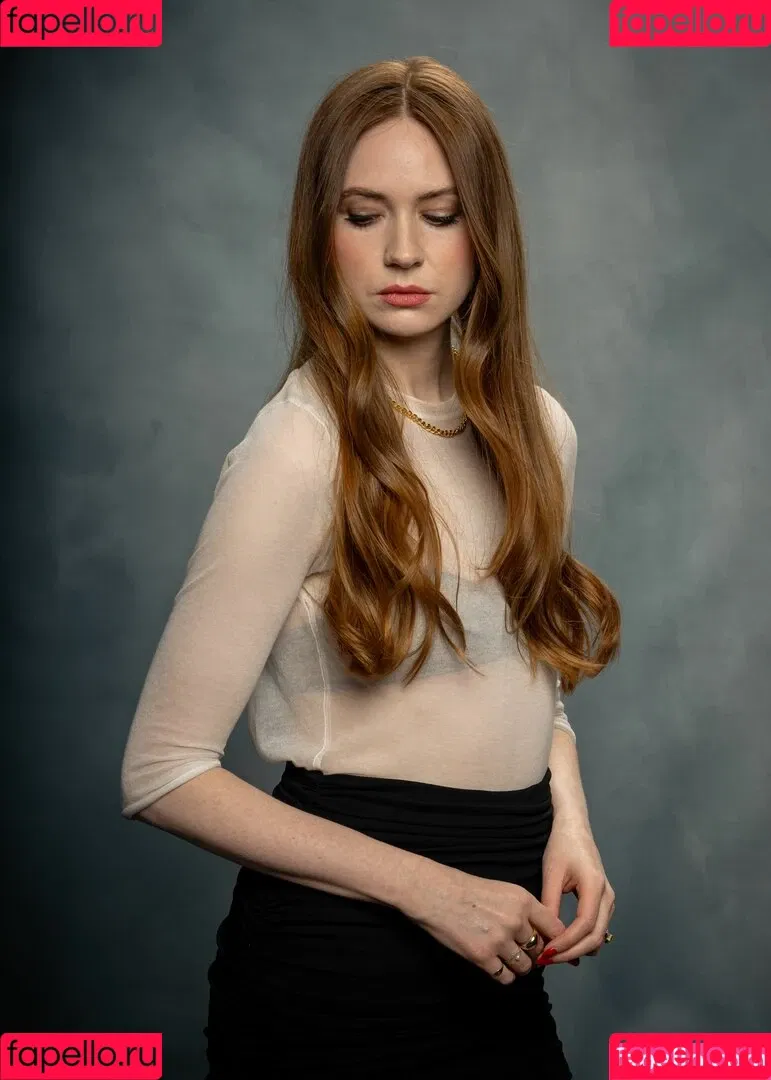 Karen Gillan Onlyfans Photo Gallery 