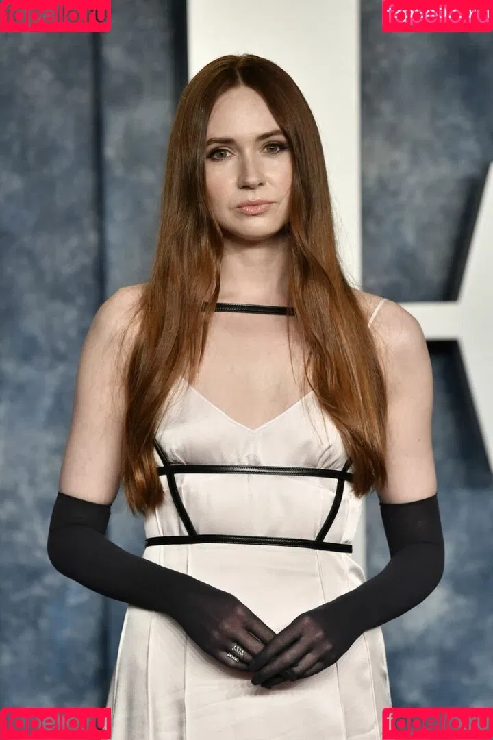 Karen Gillan Onlyfans Photo Gallery 