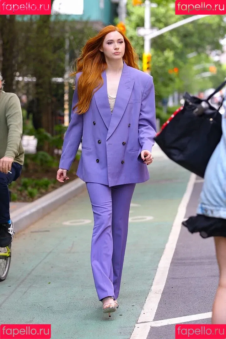 Karen Gillan Onlyfans Photo Gallery 