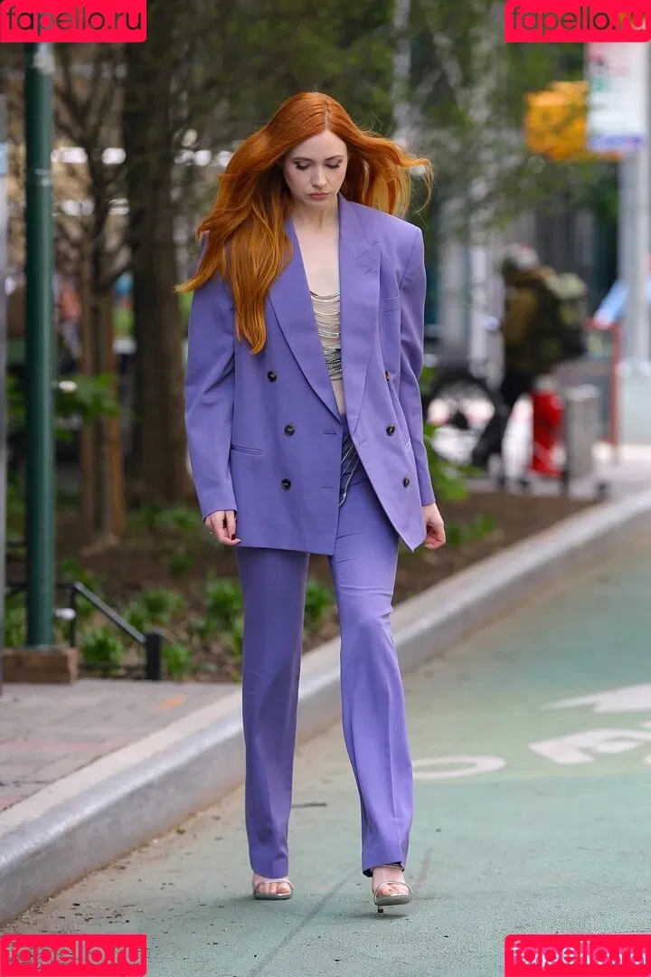 Karen Gillan Onlyfans Photo Gallery 
