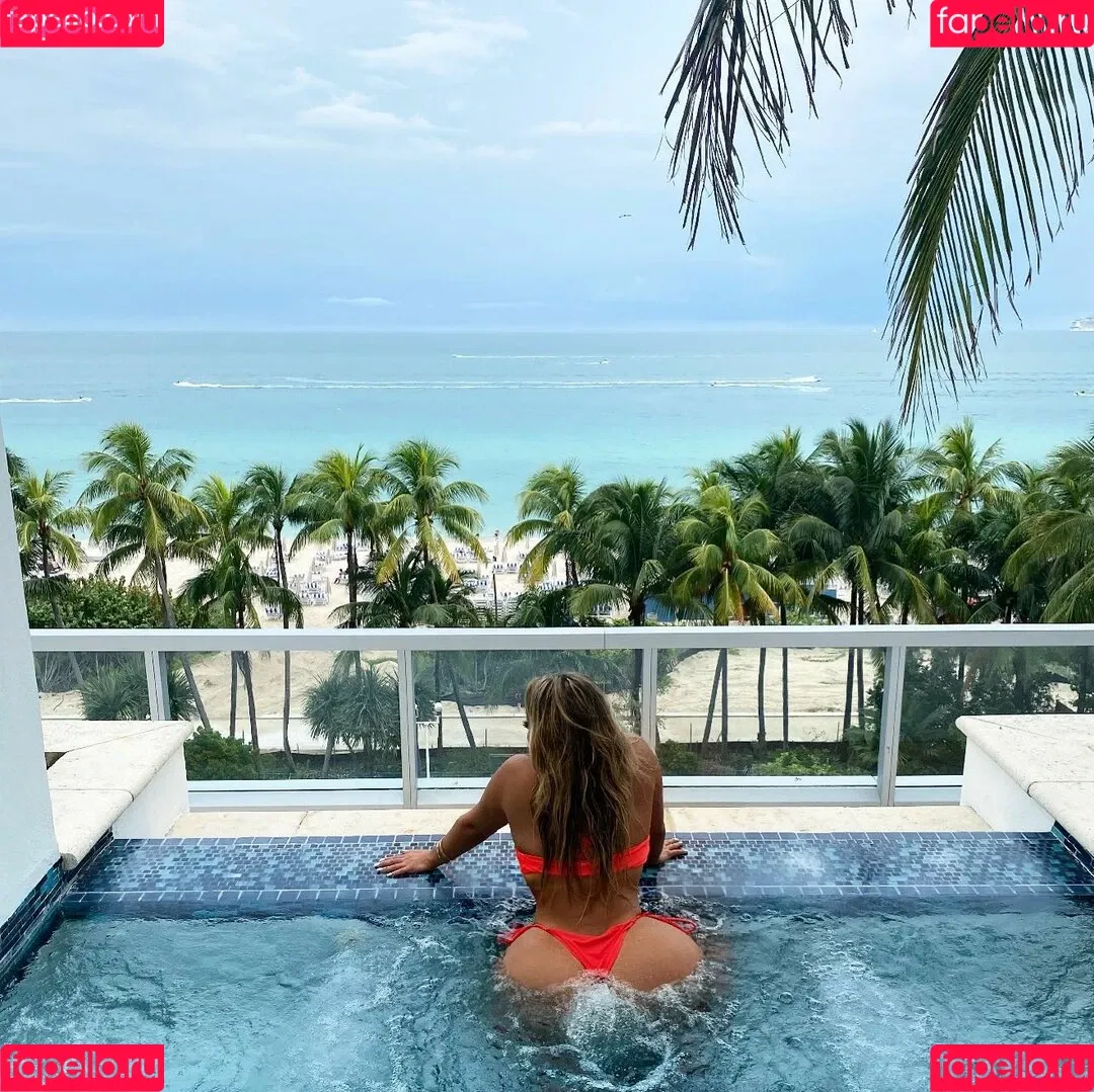 Carolina Onlyfans Photo Gallery 