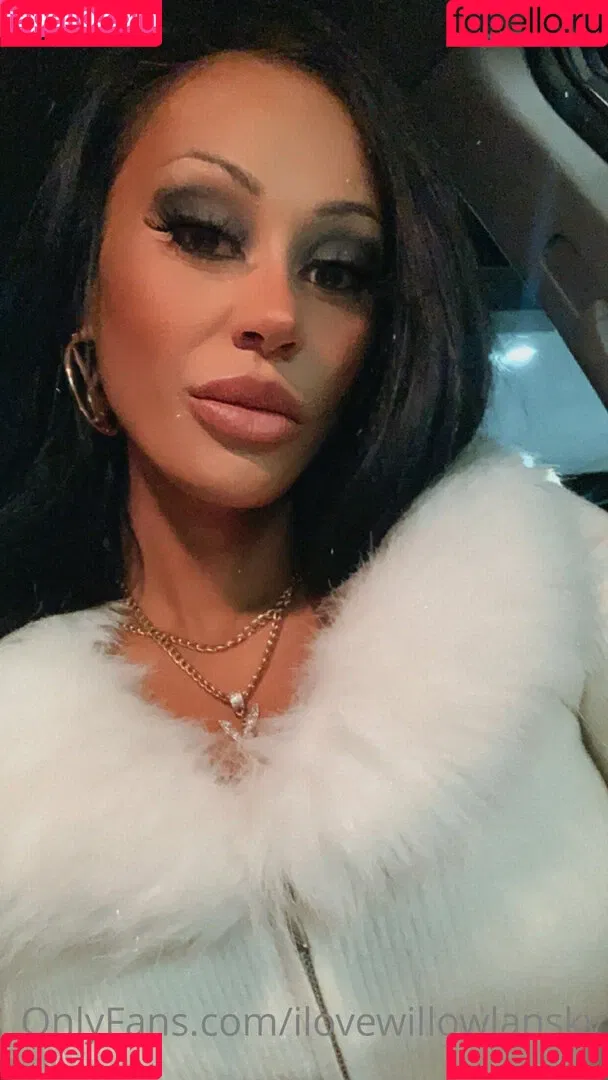 ilovewillowlansky Onlyfans Photo Gallery 