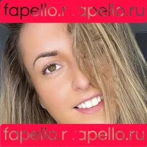 emilyy_rosee Onlyfans Photo Gallery 