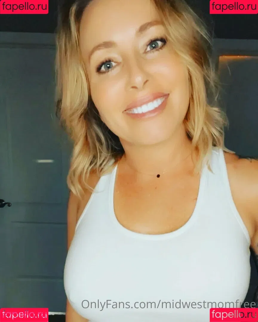 midwestmomfree Onlyfans Photo Gallery 