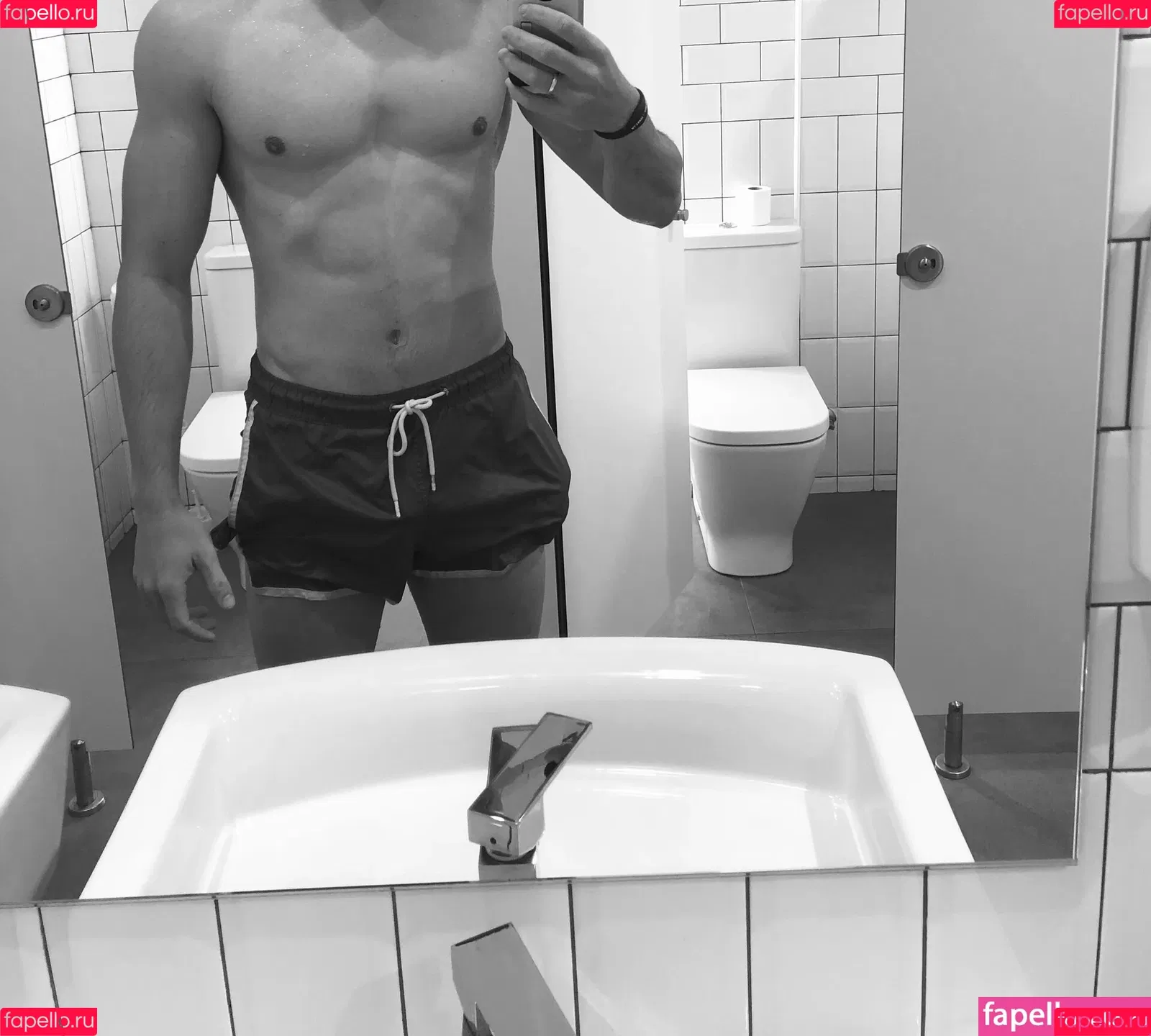 deluxio-r Onlyfans Photo Gallery 