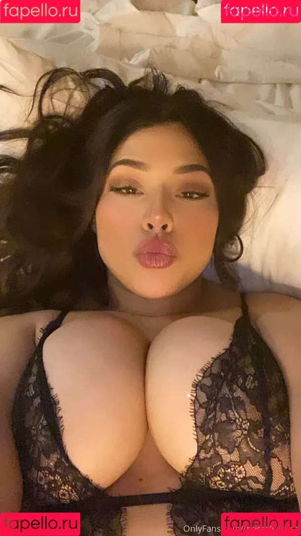 Therealsarissa Onlyfans Photo Gallery 