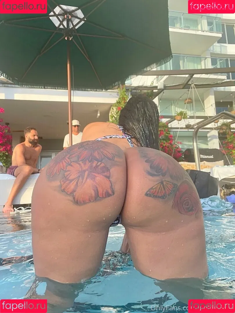 goldendoll Onlyfans Photo Gallery 