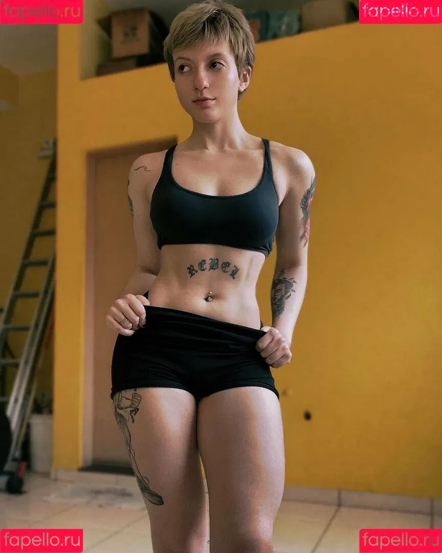 Akemy Sama Onlyfans Photo Gallery 