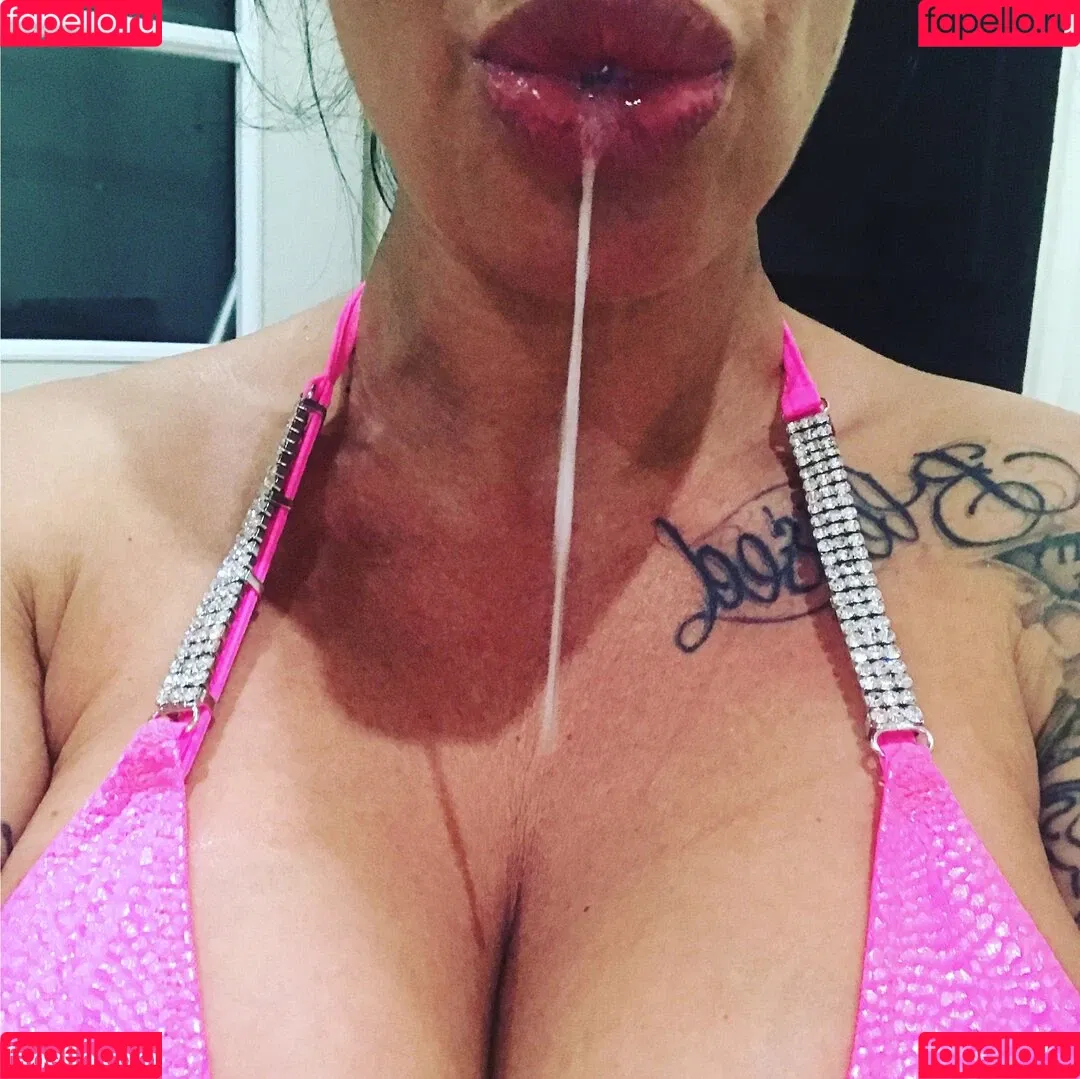 kerrylouise_xxx Onlyfans Photo Gallery 