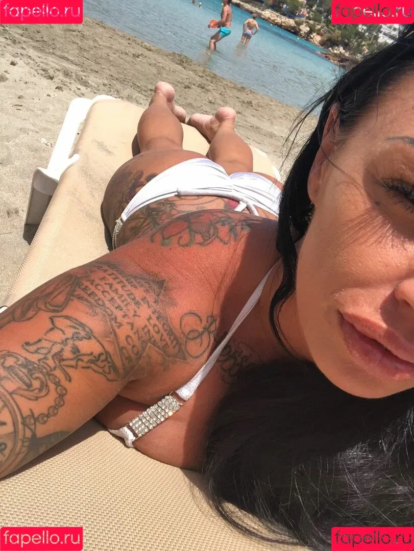 kerrylouise_xxx Onlyfans Photo Gallery 