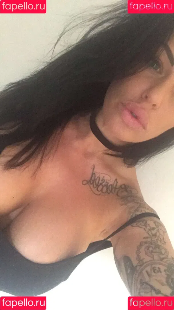 kerrylouise_xxx Onlyfans Photo Gallery 