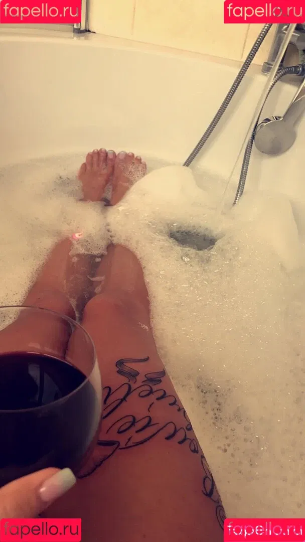 kerrylouise_xxx Onlyfans Photo Gallery 