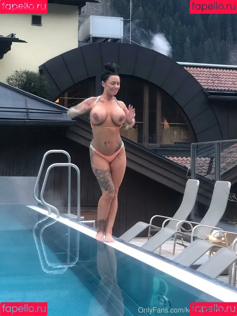 kerrylouise_xxx Onlyfans Photo Gallery 
