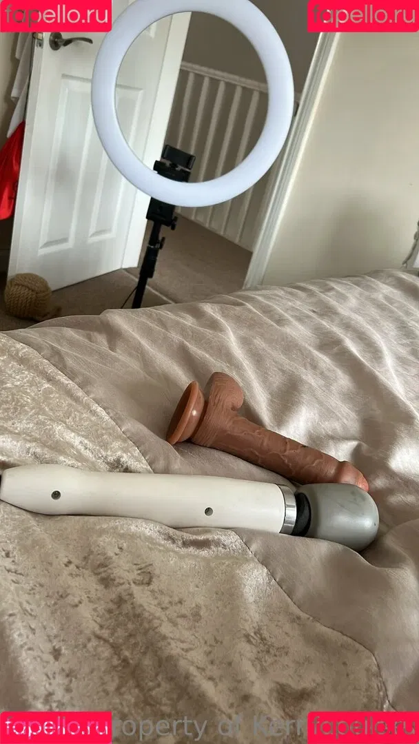 kerrylouise_xxx Onlyfans Photo Gallery 