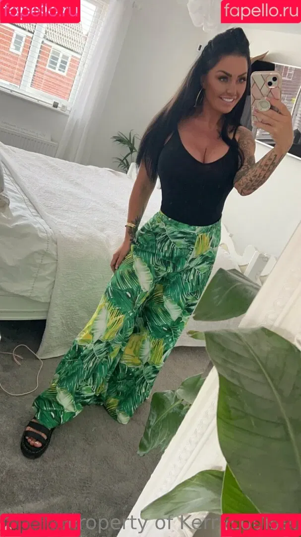 kerrylouise_xxx Onlyfans Photo Gallery 