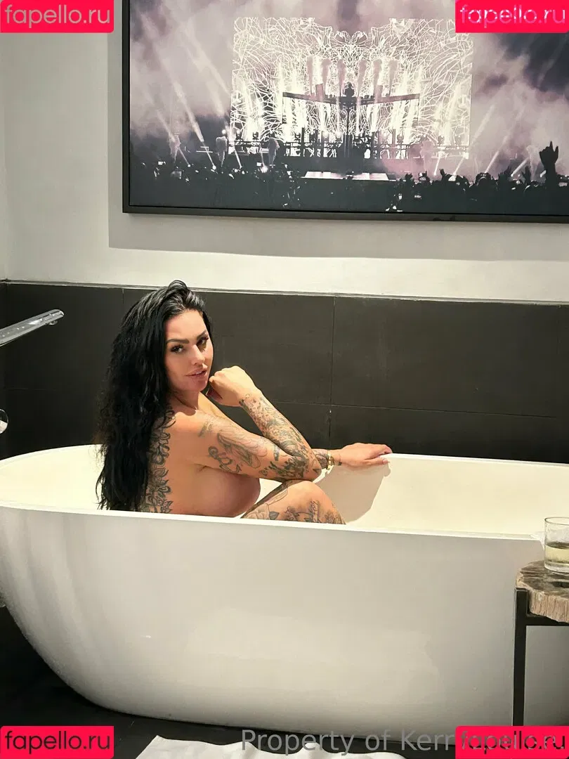 kerrylouise_xxx Onlyfans Photo Gallery 