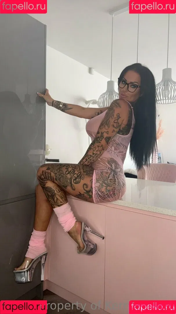 kerrylouise_xxx Onlyfans Photo Gallery 