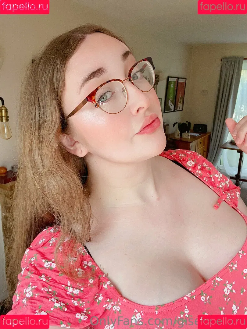 Gisele Eden Onlyfans Photo Gallery 