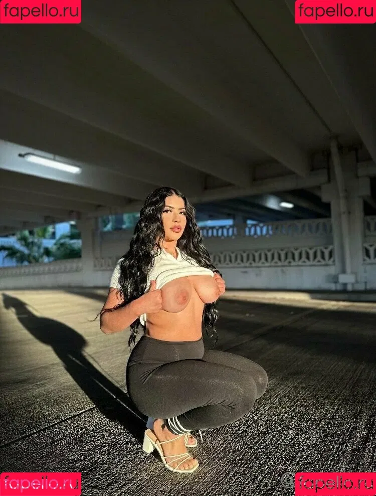 xolatina Onlyfans Photo Gallery 