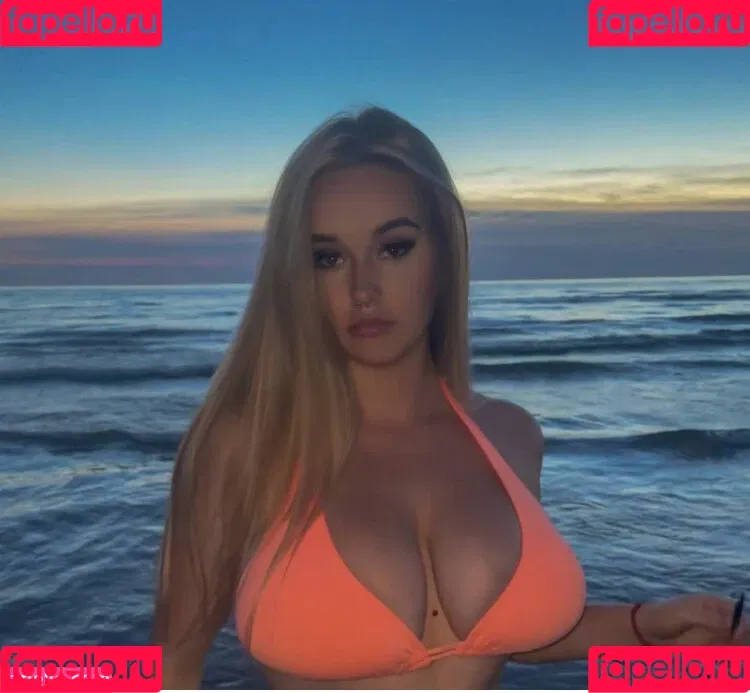 Hailey F Onlyfans Photo Gallery 
