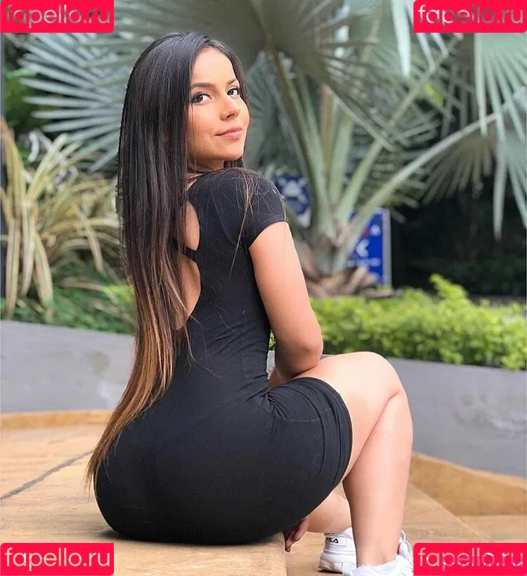Aida Cortes Onlyfans Photo Gallery 