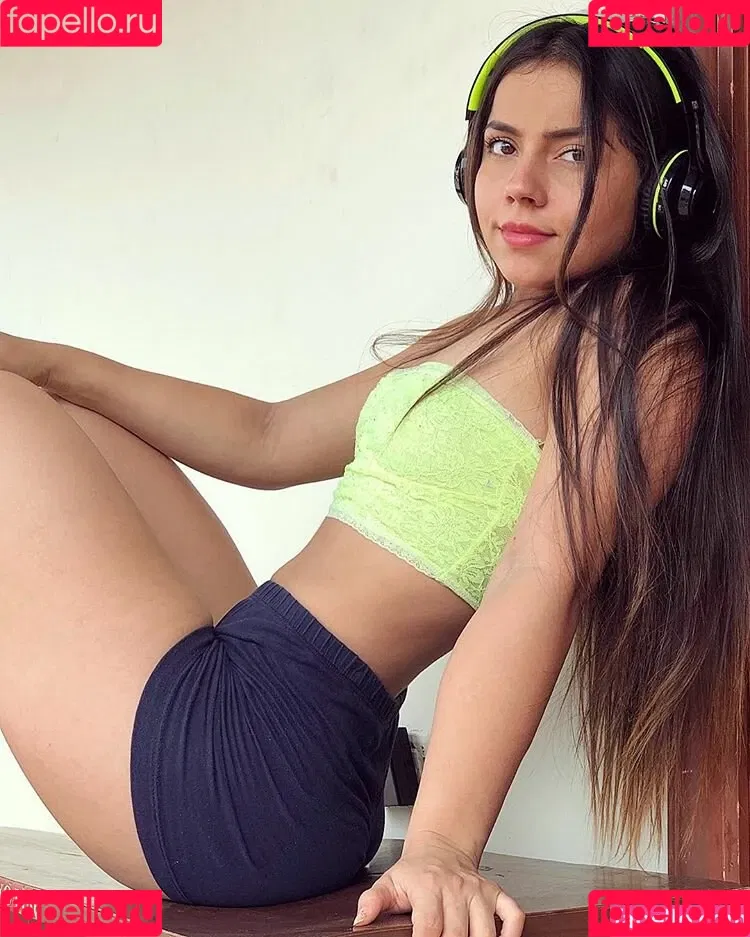 Aida Cortes Onlyfans Photo Gallery 