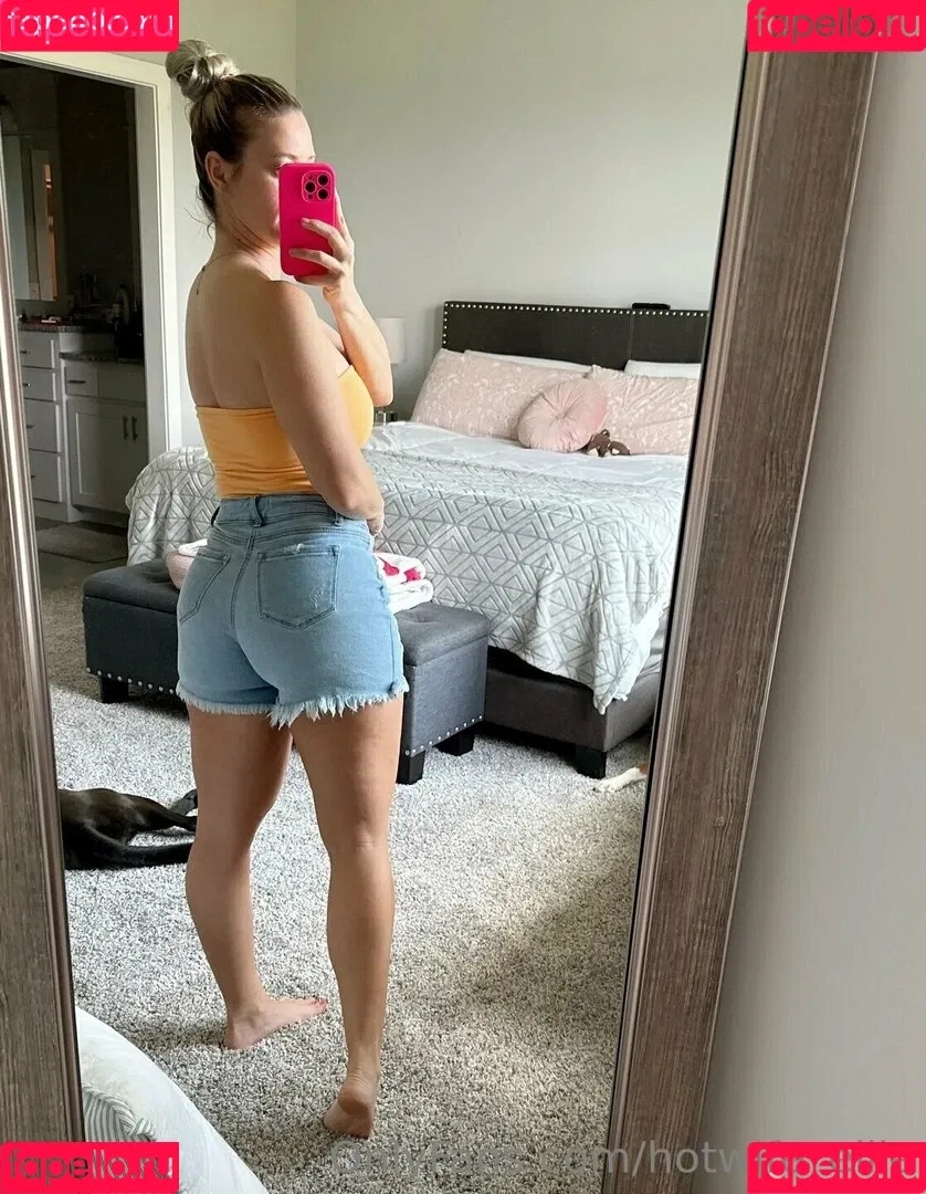 Hotwife_ellie Onlyfans Photo Gallery 