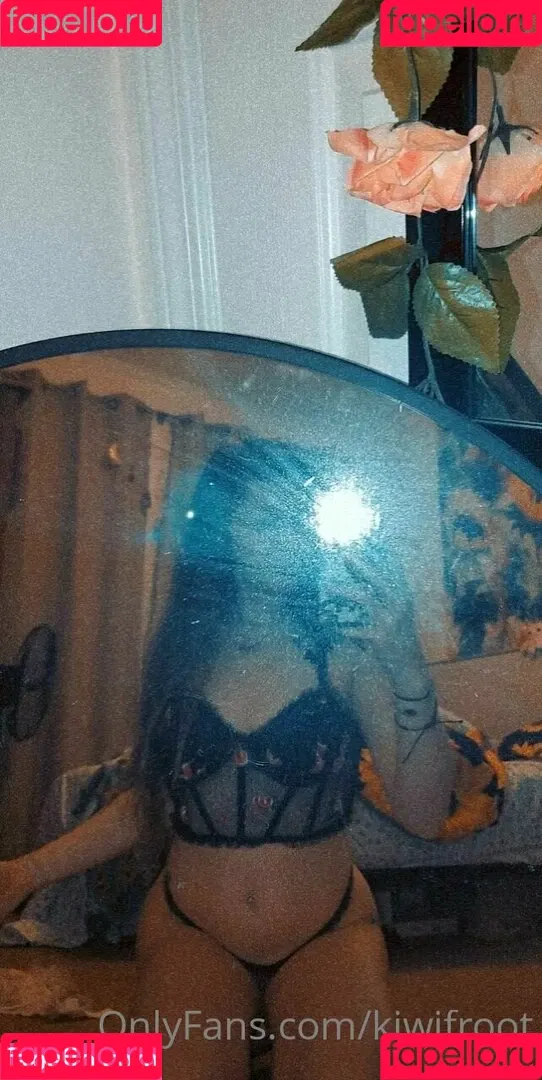 Kiwifroot Onlyfans Photo Gallery 