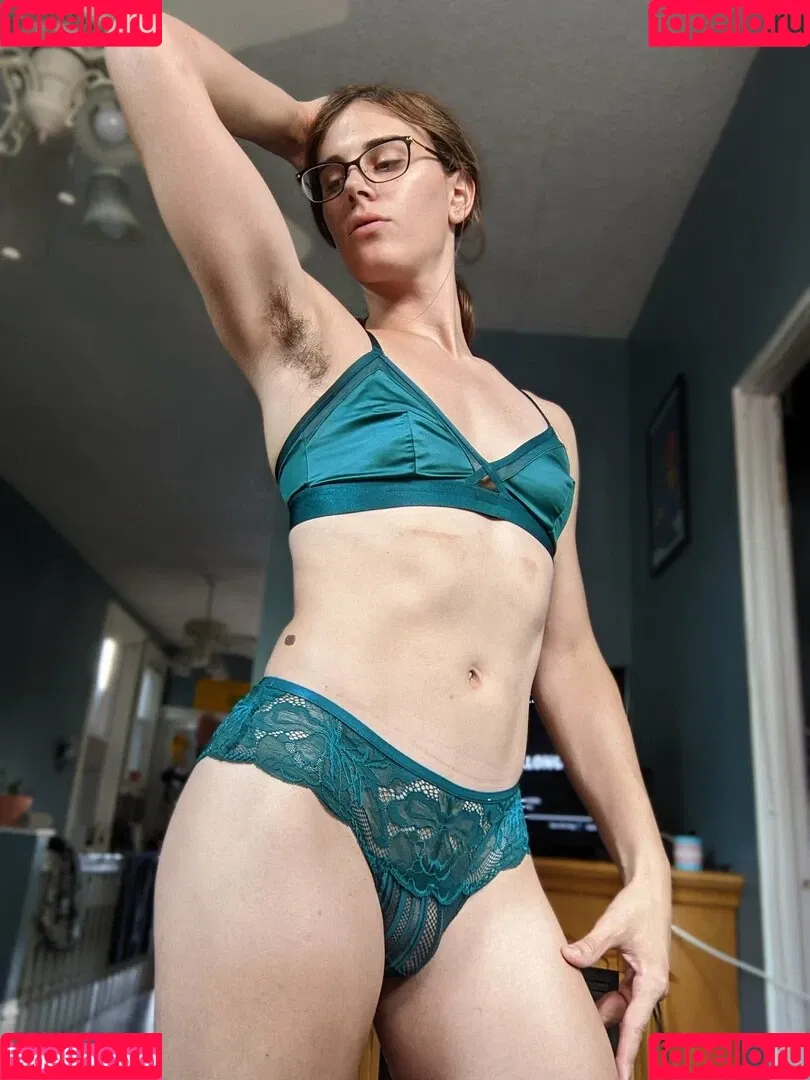 ayyy_vuh Onlyfans Photo Gallery 