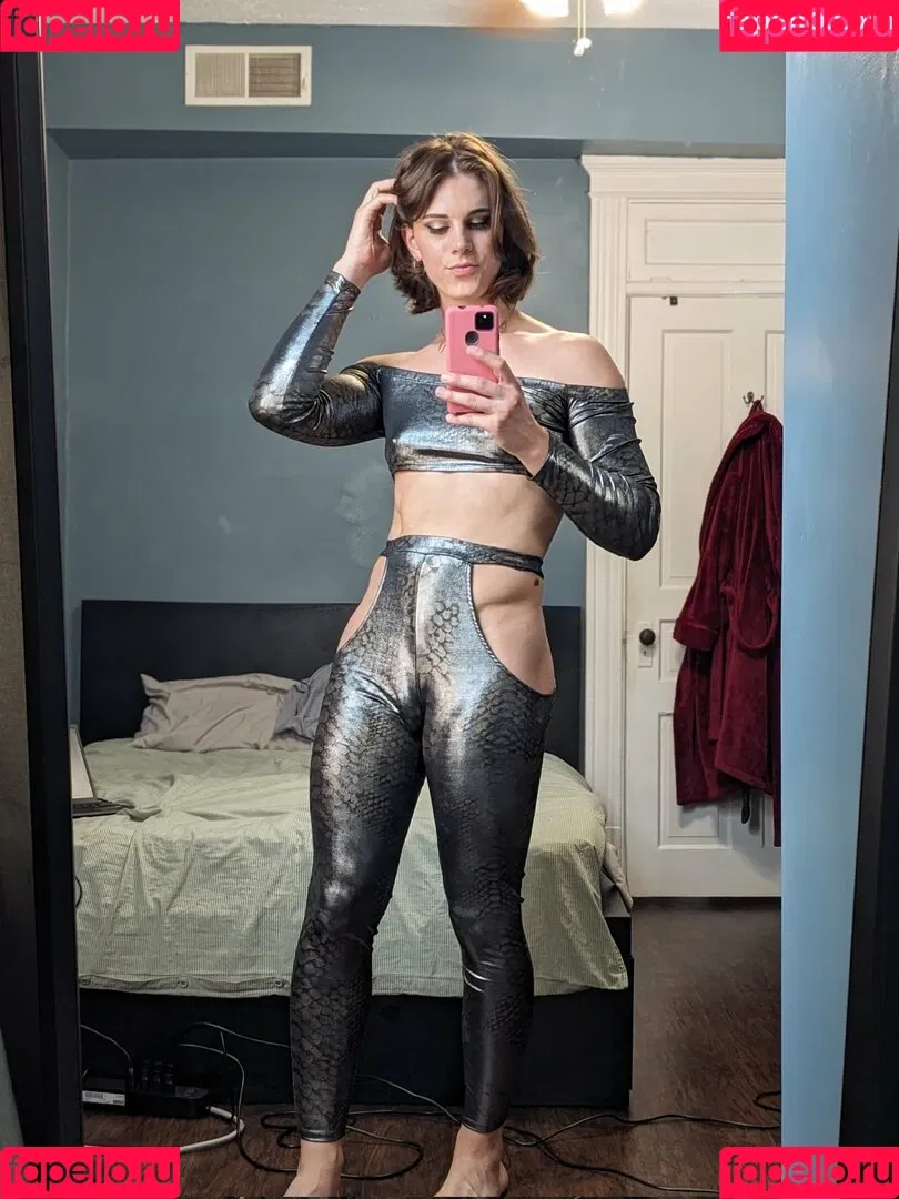 ayyy_vuh Onlyfans Photo Gallery 