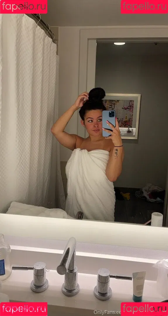 nobettertits Onlyfans Photo Gallery 