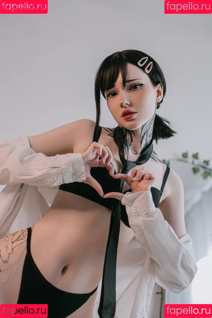 felvelial Onlyfans Photo Gallery 