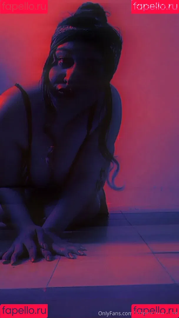 c.blkheart Onlyfans Photo Gallery 