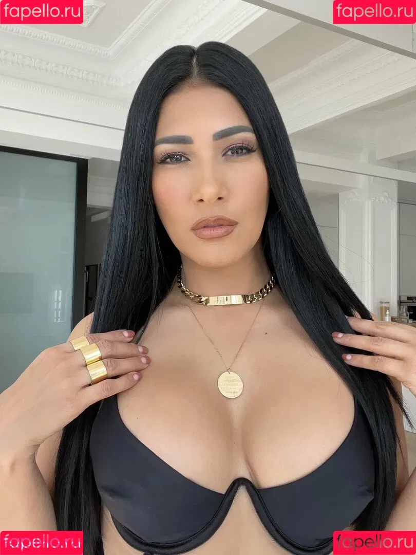 Simaria Onlyfans Photo Gallery 