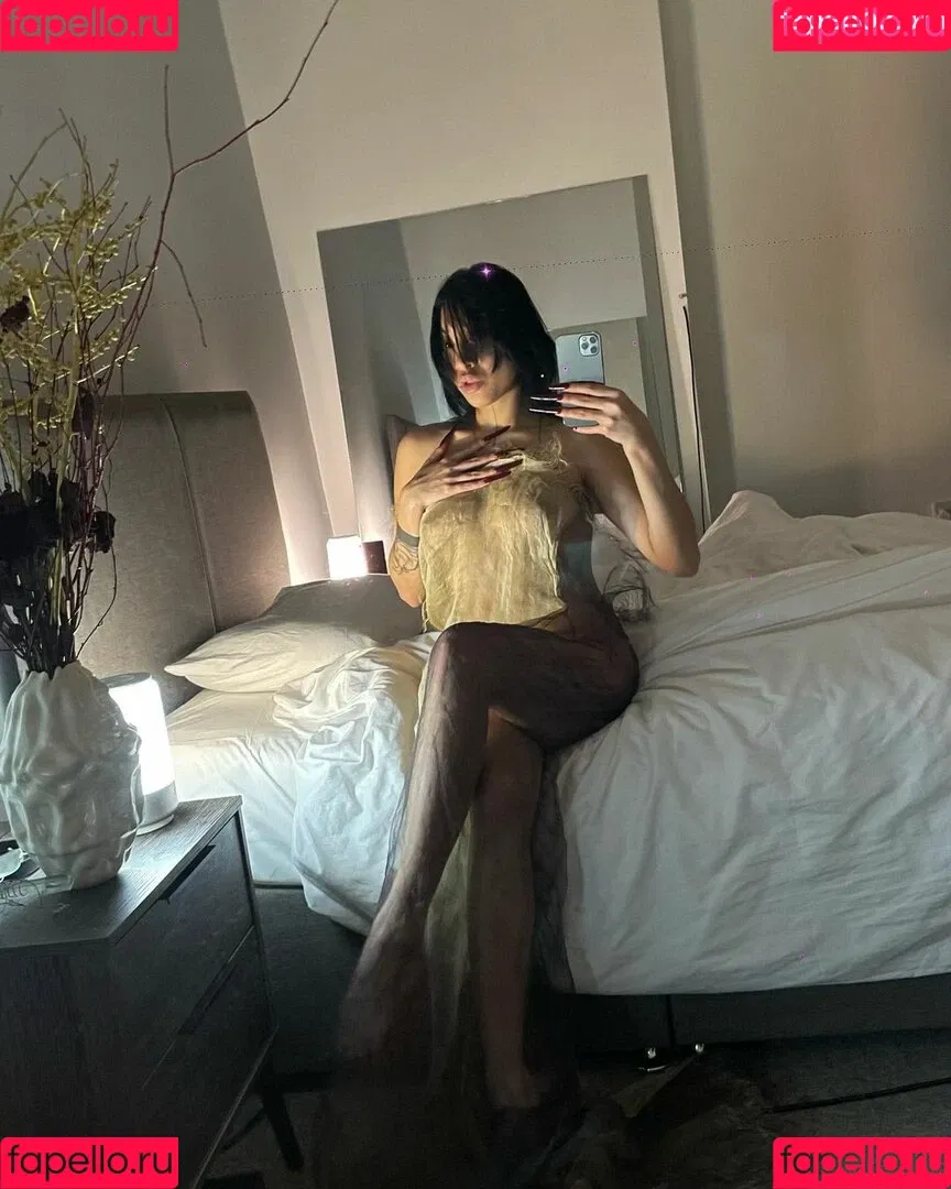 Dieu Linh Vuong Onlyfans Photo Gallery 