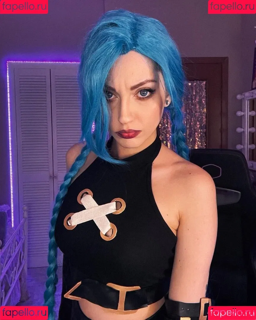 Mona Schon Onlyfans Photo Gallery 