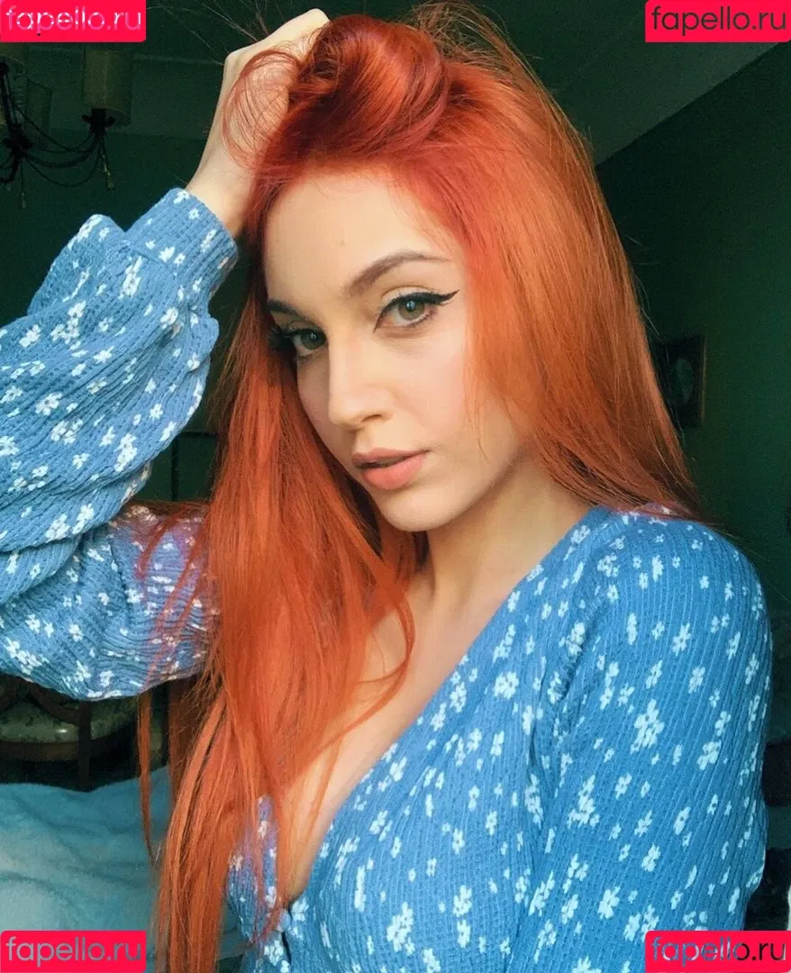 Mona Schon Onlyfans Photo Gallery 
