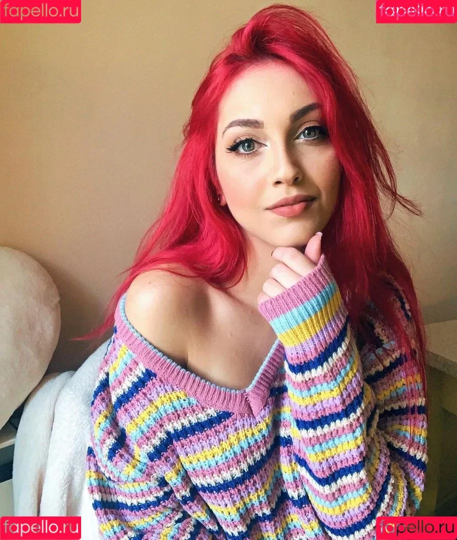 Mona Schon Onlyfans Photo Gallery 