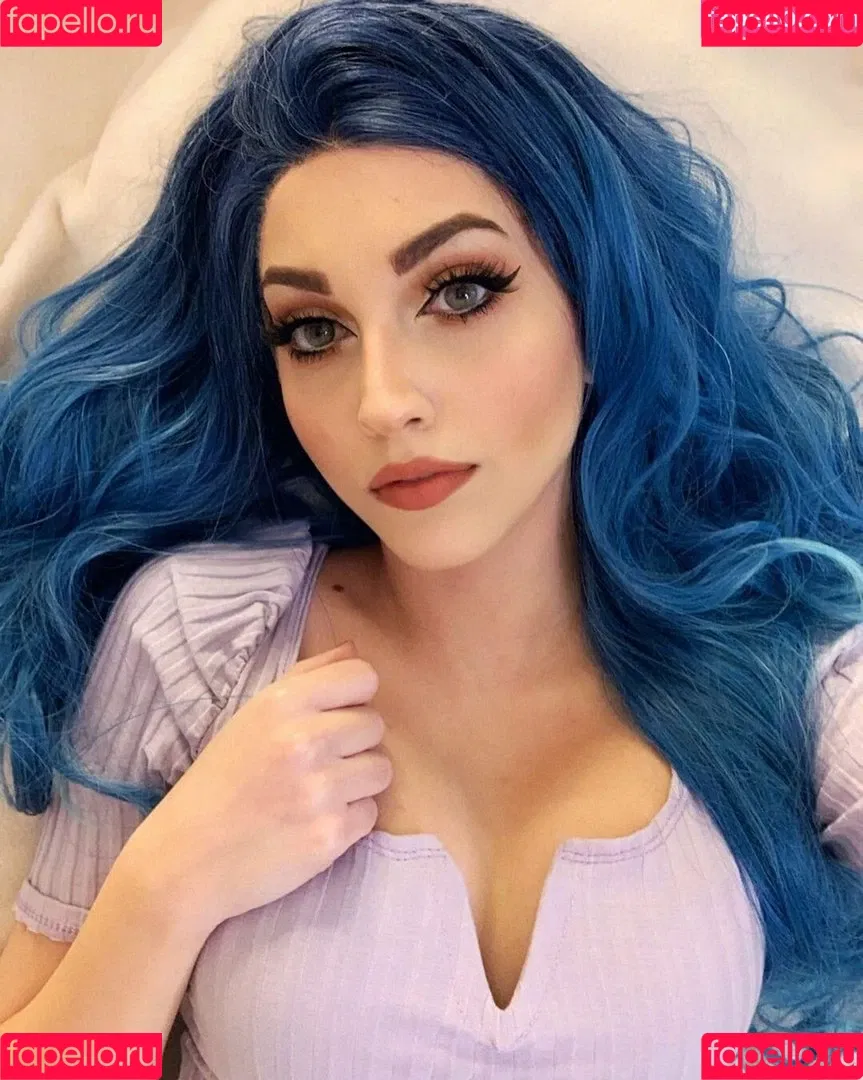 Mona Schon Onlyfans Photo Gallery 