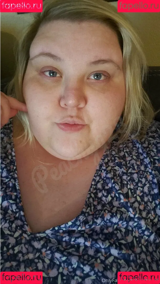 peachyg28 Onlyfans Photo Gallery 