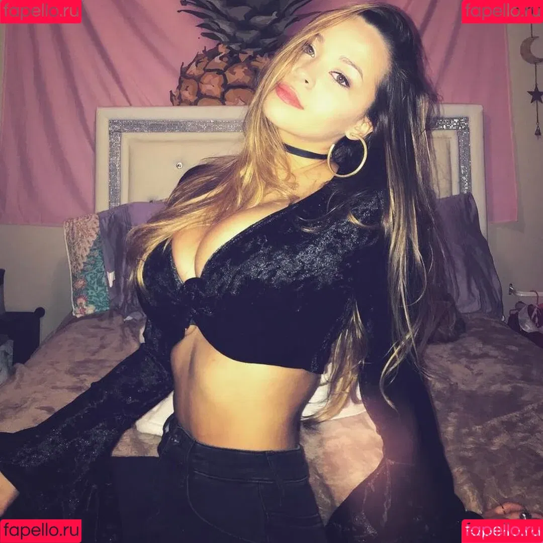 Kylie Nicole Onlyfans Photo Gallery 