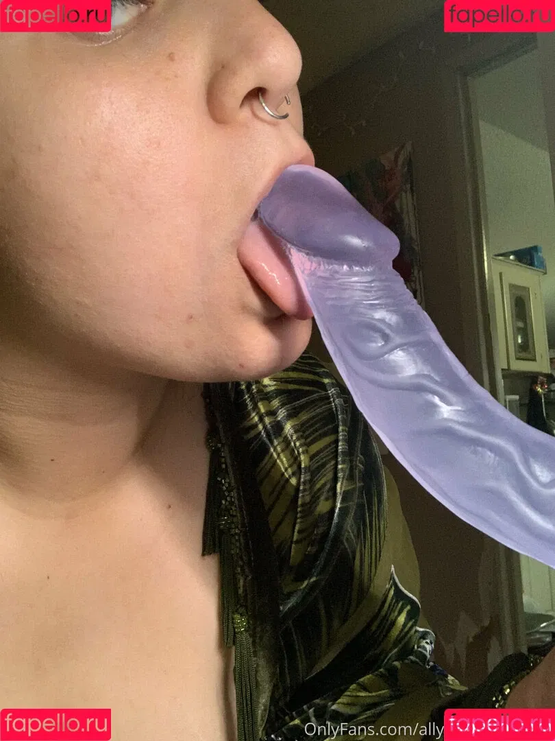 allyismyname_vip Onlyfans Photo Gallery 
