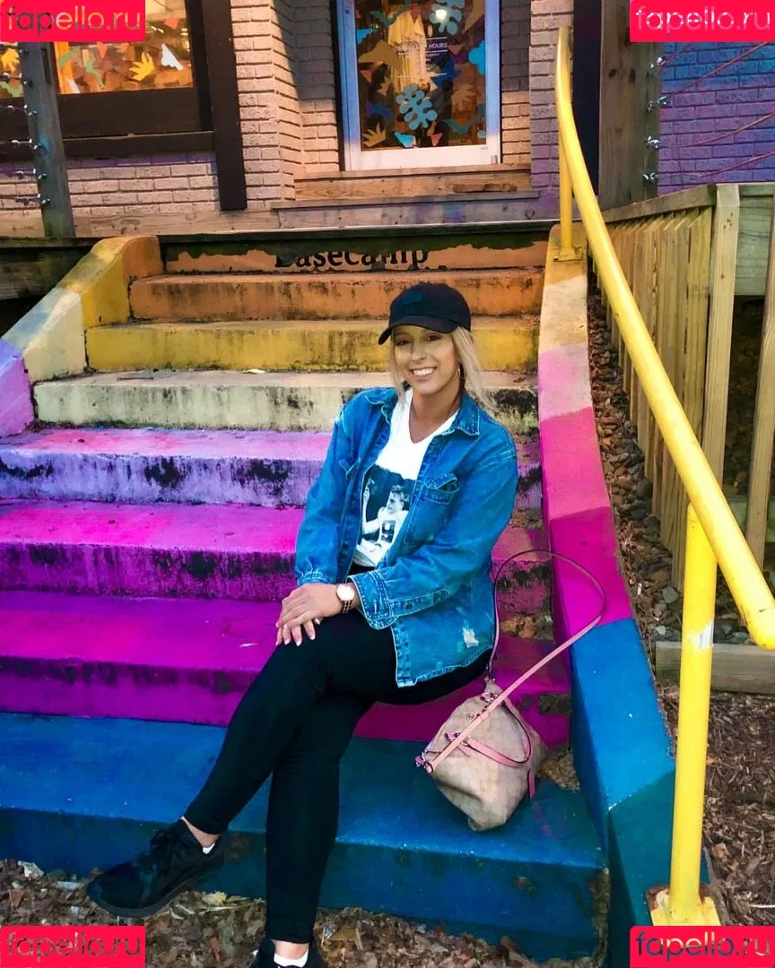 Hannah Murrell Onlyfans Photo Gallery 