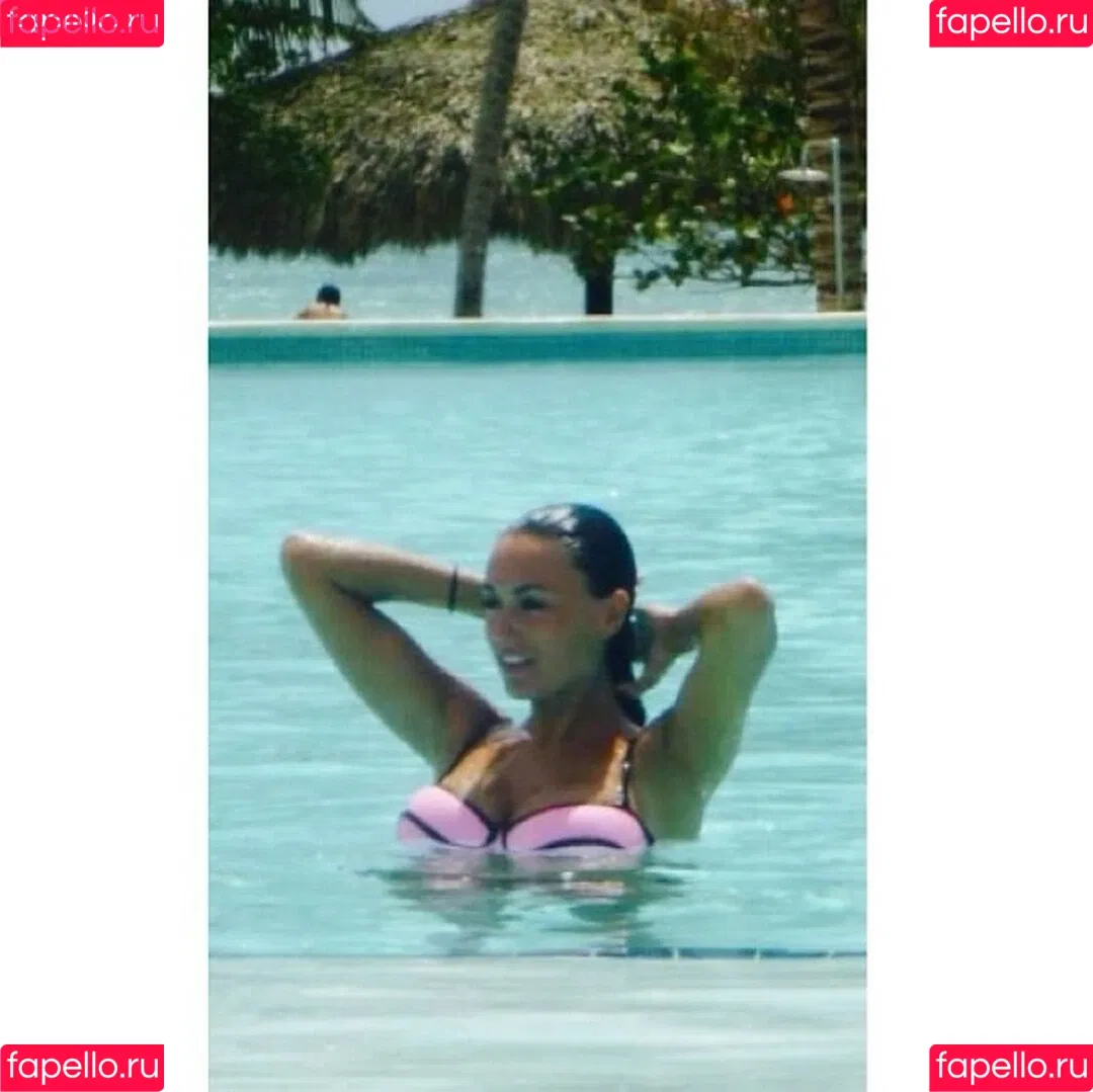 Clelia Theodorou Onlyfans Photo Gallery 