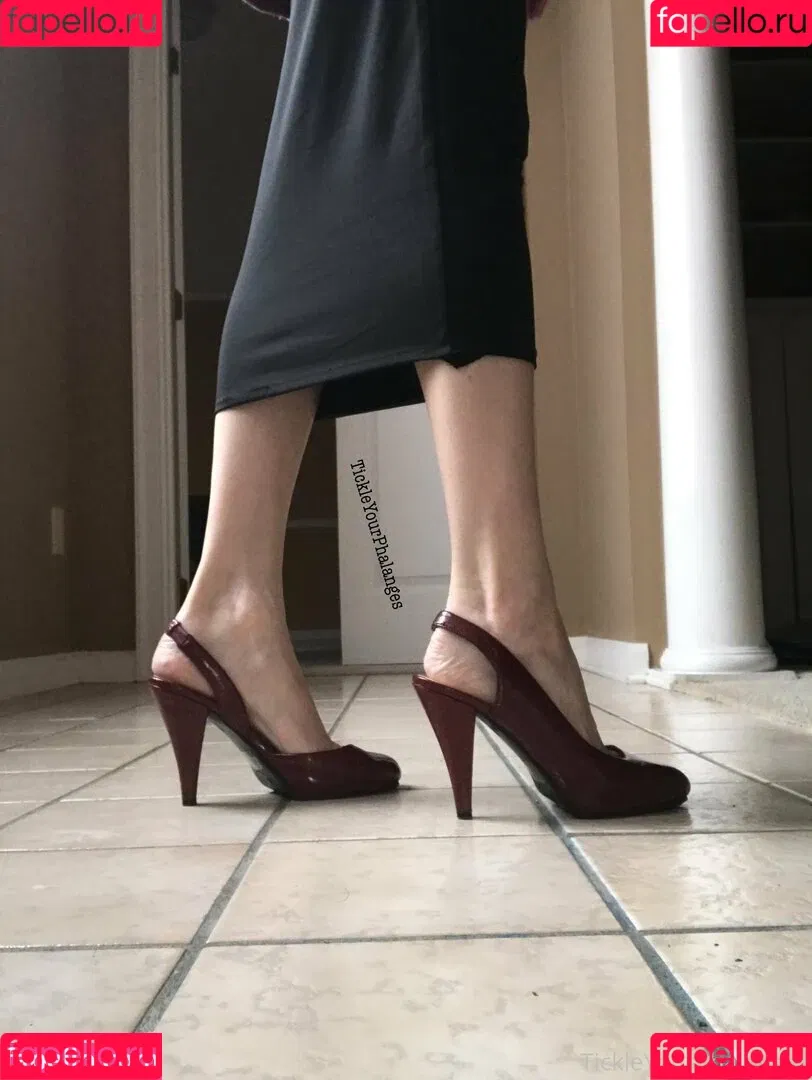 goddess_tickle Onlyfans Photo Gallery 