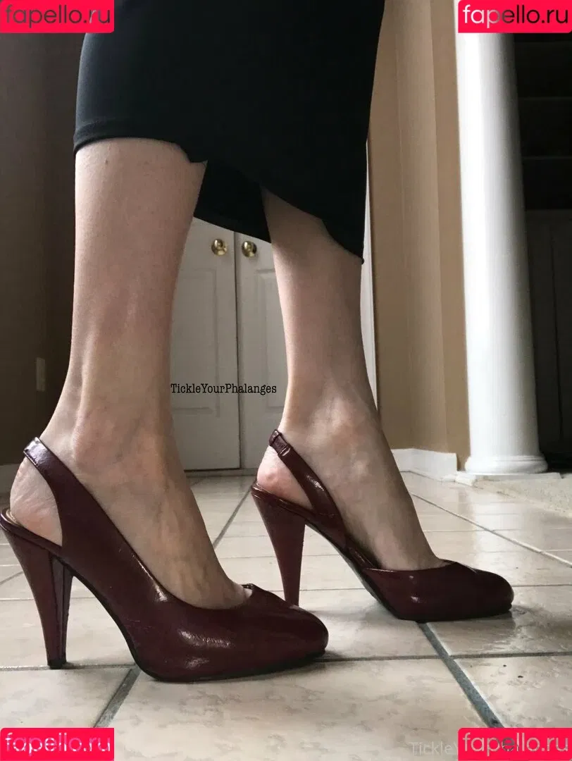 goddess_tickle Onlyfans Photo Gallery 