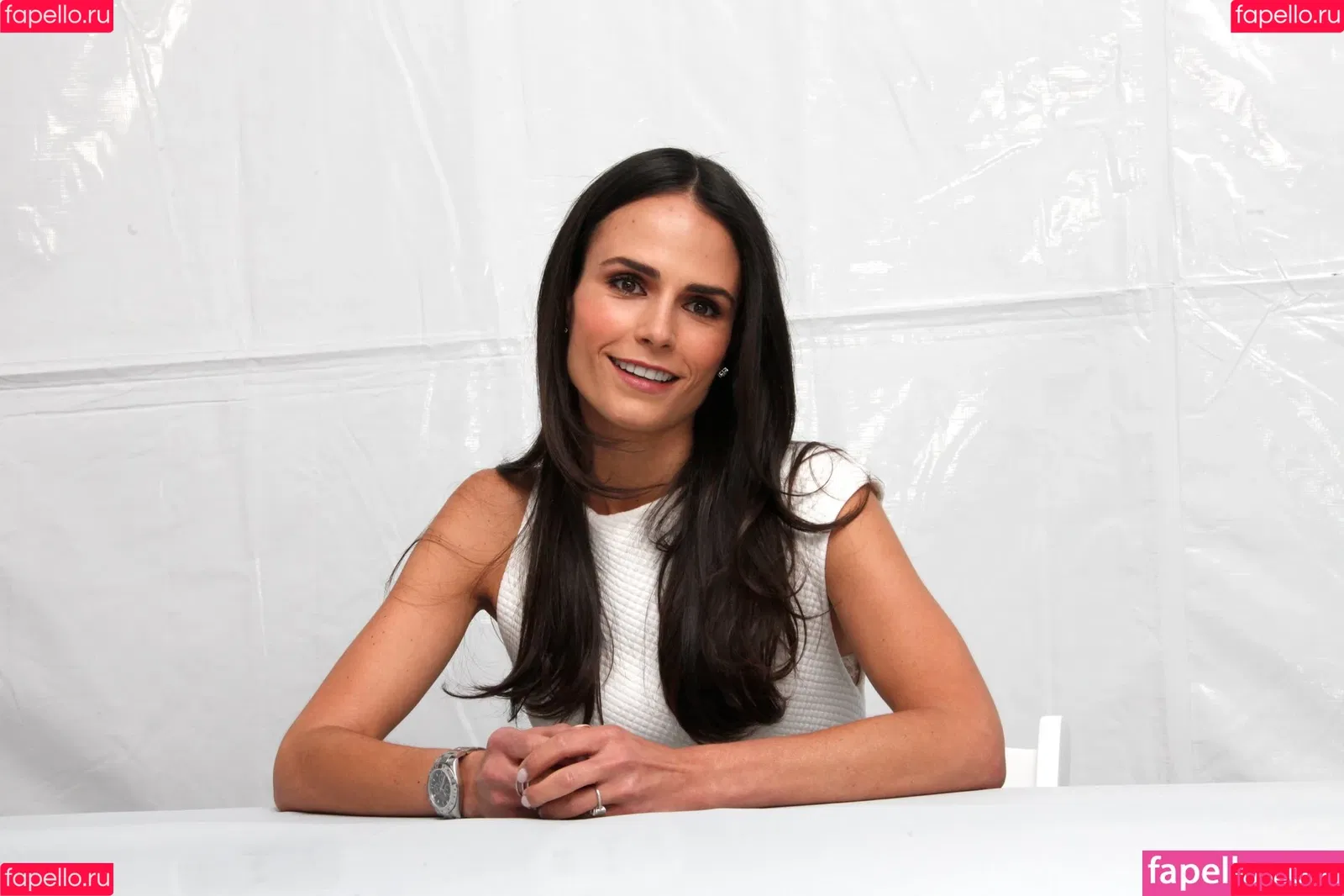 Jordana Brewster Onlyfans Photo Gallery 