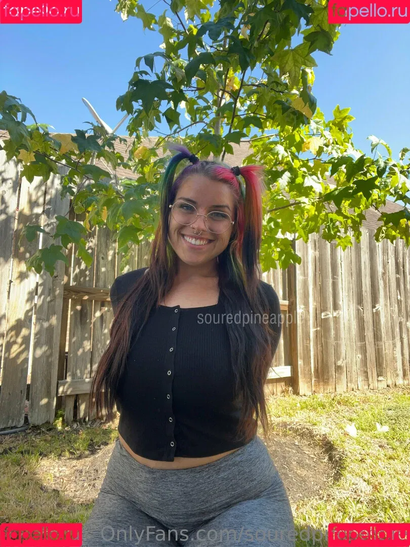 Souredpineapple Onlyfans Photo Gallery 