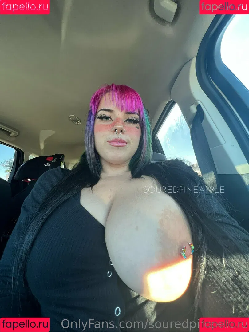 Souredpineapple Onlyfans Photo Gallery 