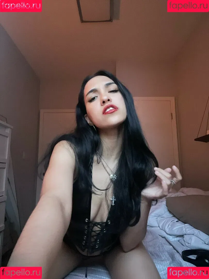 Princesa Delilah Onlyfans Photo Gallery 